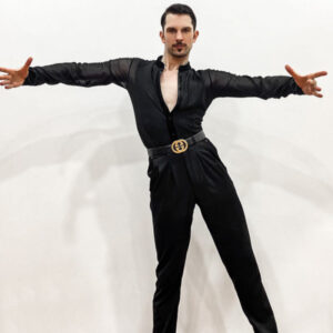 YJFY Men's Long Sleeve V Neck Latin Dance Tops Dance Wear